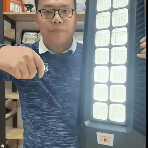 Lampará con Panel Solar para Exterior